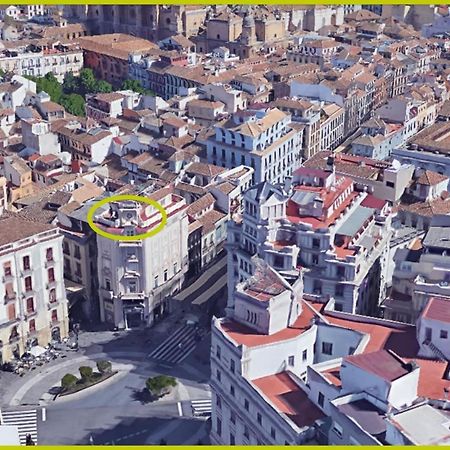 Chezmoihomes La Belle Epoque Oversized In The Very Heart Of Granada Buitenkant foto